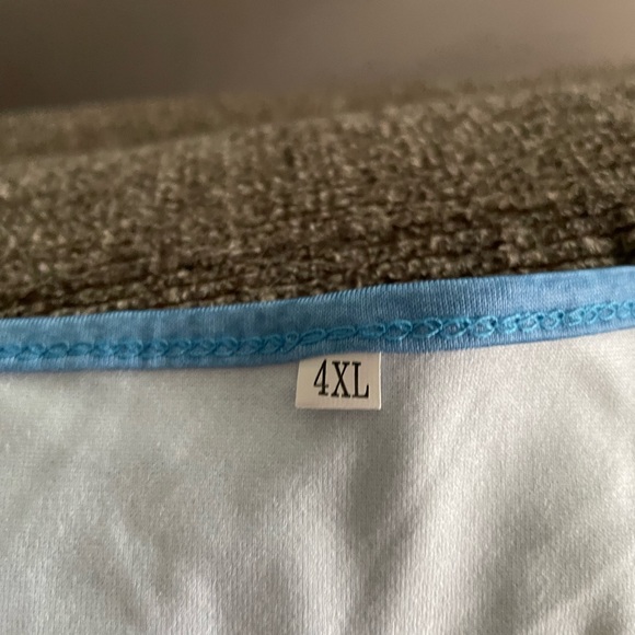 New 4xl women’s shirt - Picture 4 of 4